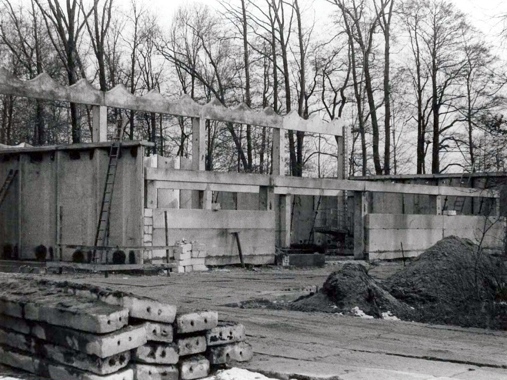 Sporthalle 05